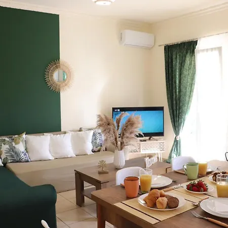 Sweet Vassia Apartment